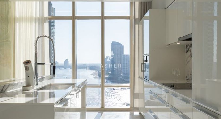 For sale 3 bedrooms condo in Bang Kho Laem, Bangkok