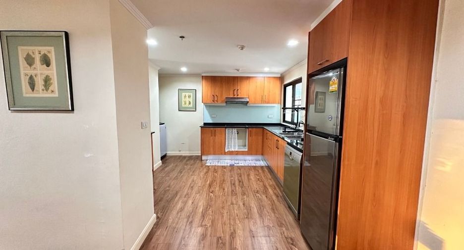 Wohnung zur Miete mit 2 Zimmer in Khlong Toei, Bangkok