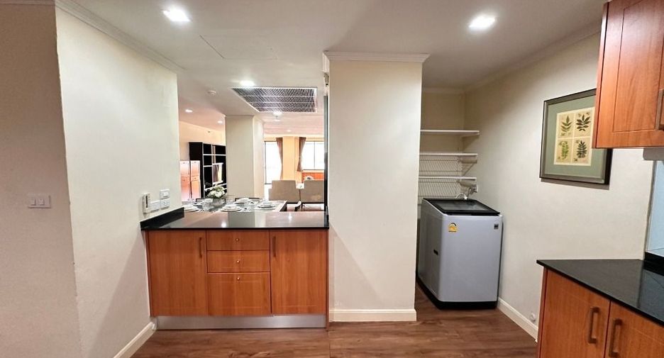 Wohnung zur Miete mit 2 Zimmer in Khlong Toei, Bangkok