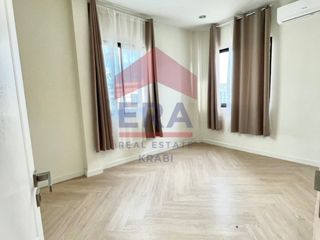 For sale 4 bed townhouse in Mueang Krabi, Krabi
