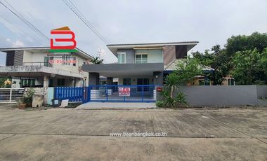 Casa en venta de 3 habitaciones en Bang Khen, Bangkok