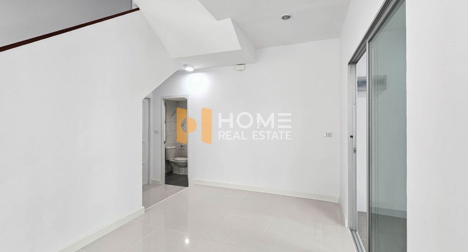 Haus zum Kauf mit 3 Zimmer in Bang Khen, Bangkok