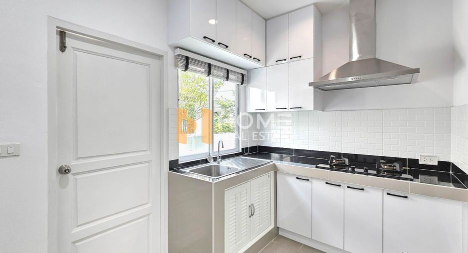 Haus zum Kauf mit 3 Zimmer in Bang Khen, Bangkok