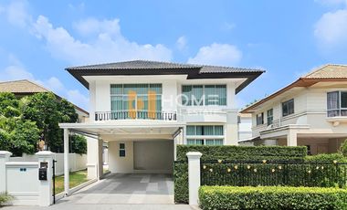 Casa en venta de 3 habitaciones en Bang Khen, Bangkok
