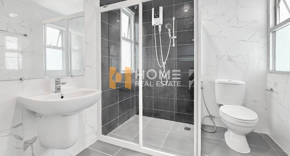 Haus zum Kauf mit 3 Zimmer in Bang Khen, Bangkok