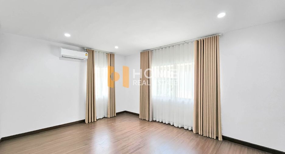 Haus zum Kauf mit 3 Zimmer in Bang Khen, Bangkok