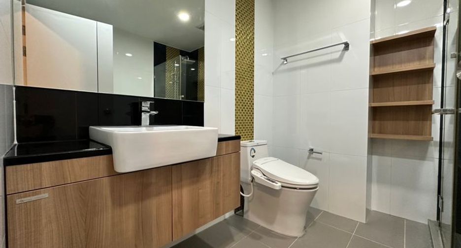 For rent 1 bed condo in Si Racha, Chonburi