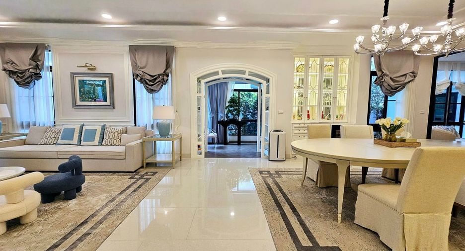 For sale 5 Beds house in Prawet, Bangkok