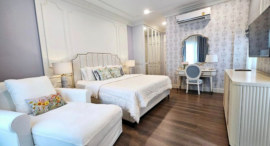 For sale 5 Beds house in Prawet, Bangkok