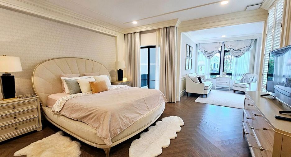For sale 5 Beds house in Prawet, Bangkok