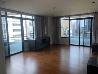 À louer 3 chambres appartement à Khlong Toei, Bangkok
