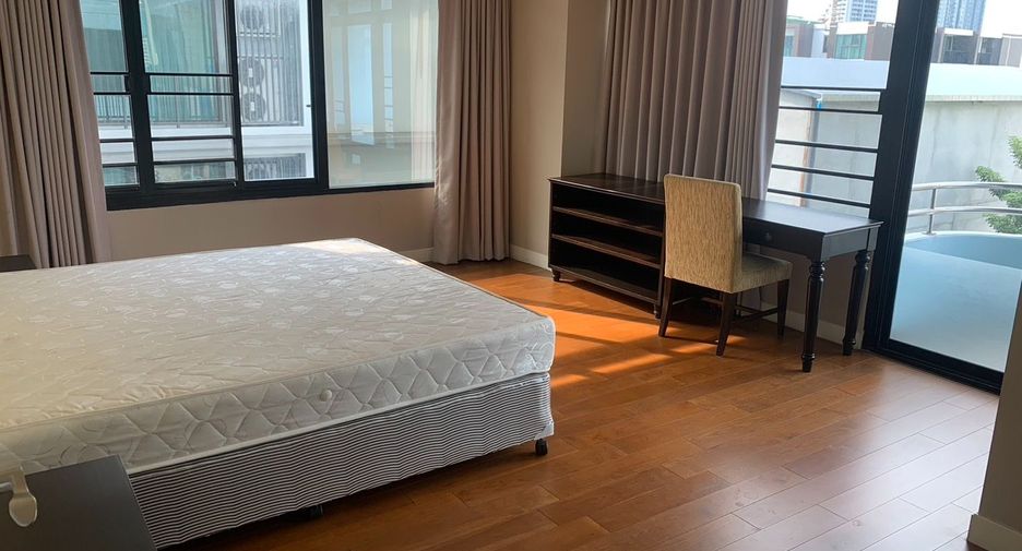 Apartment zur Miete mit 3 Zimmer in Khlong Toei, Bangkok