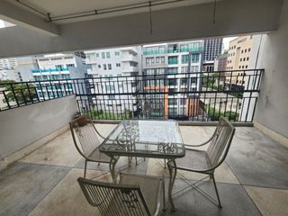 For rent 3 bedrooms apartment in Khlong Toei, Bangkok