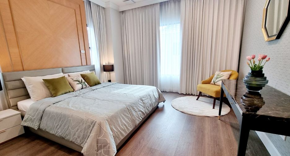 For sale 5 Beds house in Prawet, Bangkok