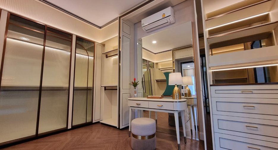 For sale 5 Beds house in Prawet, Bangkok