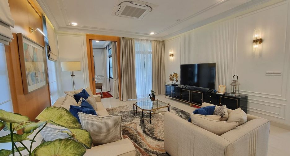 For sale 5 Beds house in Prawet, Bangkok