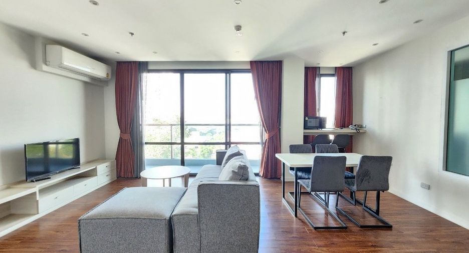 For rent 2 bedrooms apartment in Khlong Toei, Bangkok