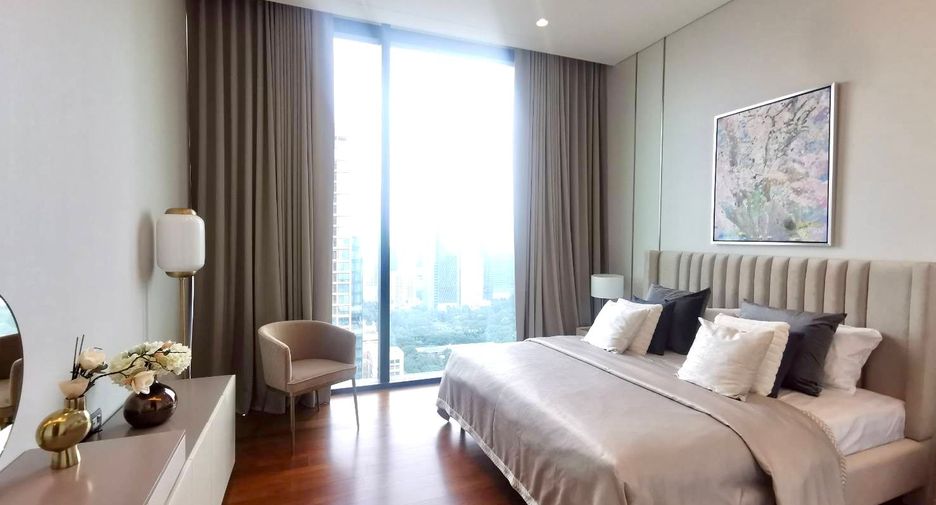 For sale 4 bedrooms condo in Pathum Wan, Bangkok