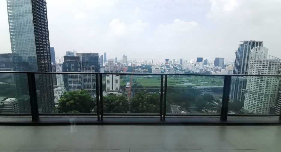 For sale 4 bedrooms condo in Pathum Wan, Bangkok