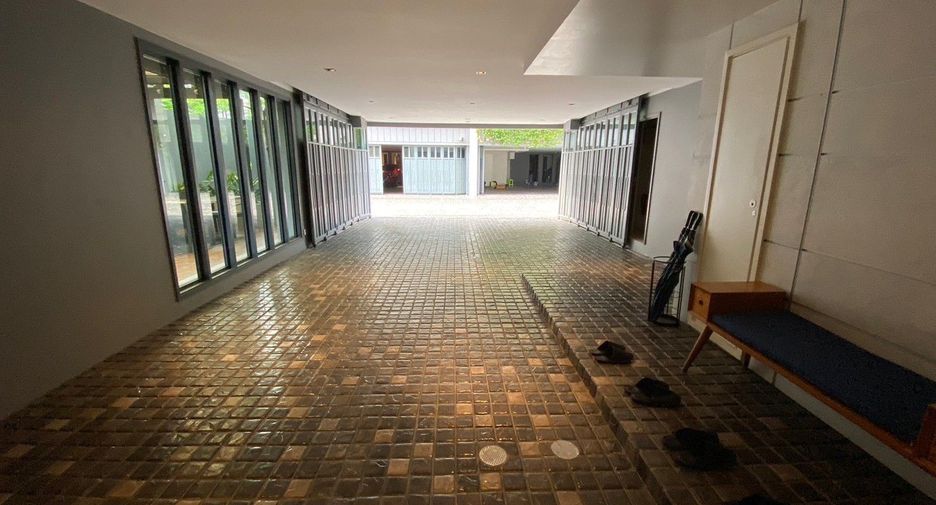 Haus zum Kauf mit 3 Zimmer in Phaya Thai, Bangkok