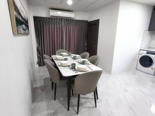 Reihenhaus zur Miete und zum Kauf mit 4 Zimmer in Bang Lamung, Chonburi