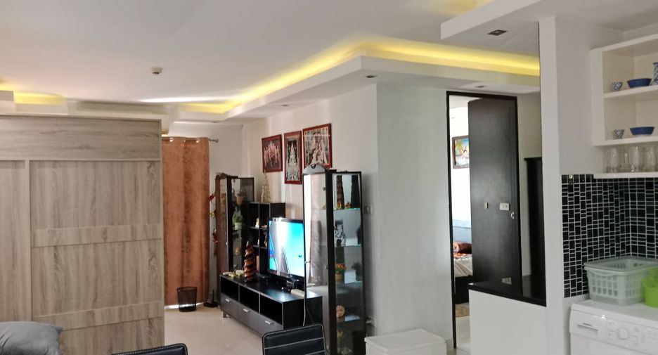 For rent 2 bedrooms condo in Bang Lamung, Chonburi
