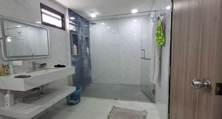 ขาย 4 ห้องนอน วิลล่า ใน บางละมุง, ชลบุรี