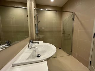 For rent and for sale 5 bedrooms house in Khan Na Yao, Bangkok