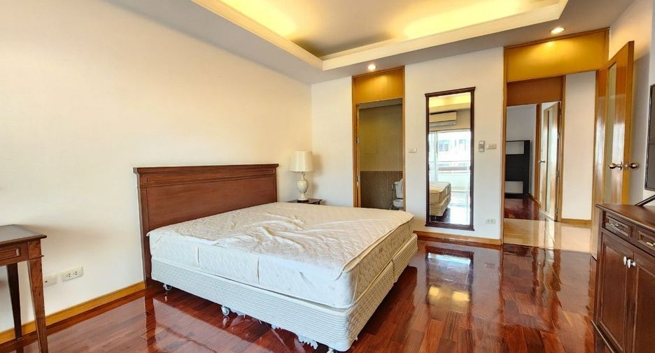 Apartamento en alquiler de 3 habitaciones en Bang Rak, Bangkok