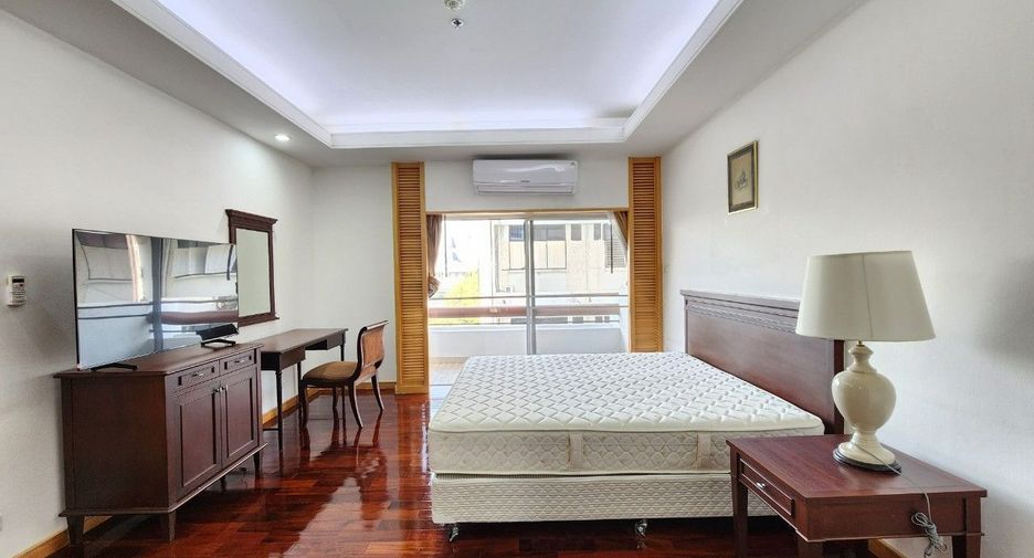 Apartamento en alquiler de 3 habitaciones en Bang Rak, Bangkok