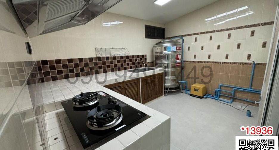 For rent 4 bedrooms condo in Nong Khaem, Bangkok