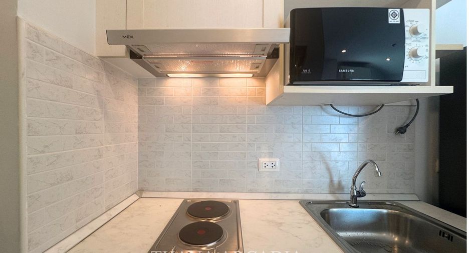 For sale 1 bed condo in Bang Phlat, Bangkok