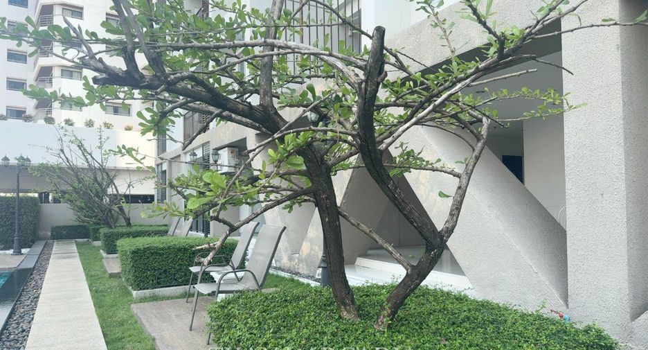 For sale 1 bed condo in Bang Phlat, Bangkok