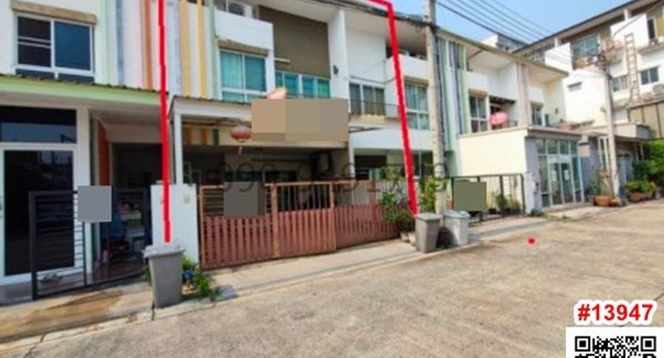 For rent 3 bedrooms condo in Bang Khen, Bangkok
