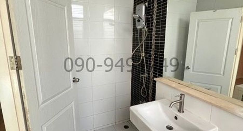 For rent 3 bedrooms condo in Bang Khen, Bangkok