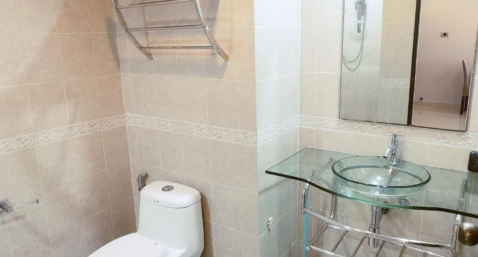 For rent 1 bed condo in Bang Lamung, Chonburi