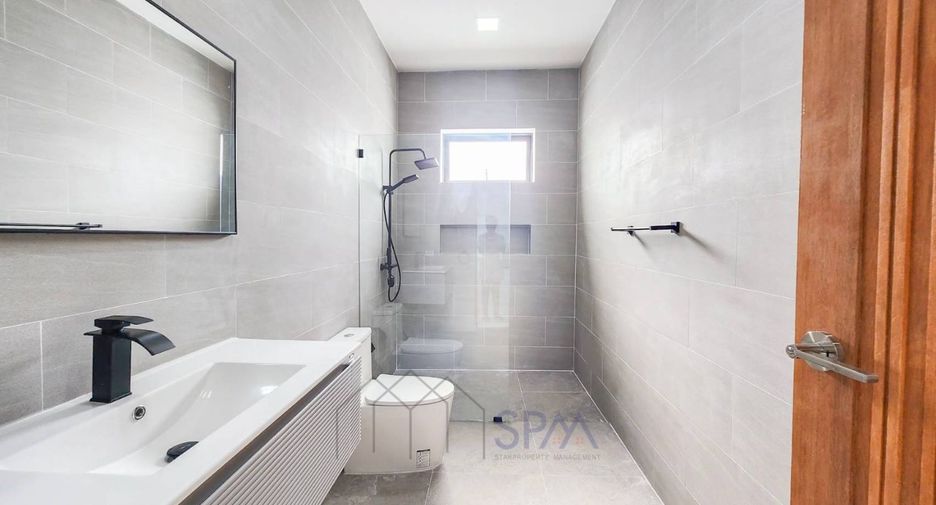For sale 4 bedrooms villa in Hua Hin, Prachuap Khiri Khan