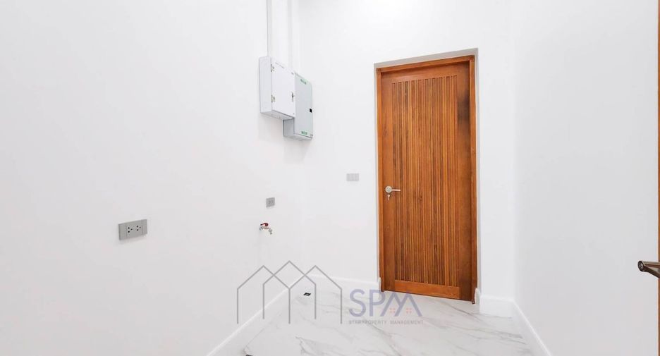For sale 4 bedrooms villa in Hua Hin, Prachuap Khiri Khan