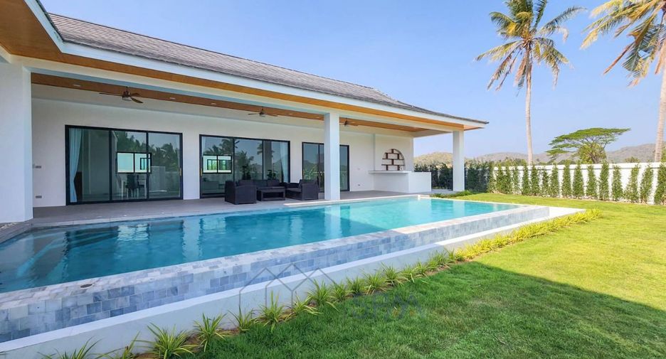 For sale 4 bedrooms villa in Hua Hin, Prachuap Khiri Khan