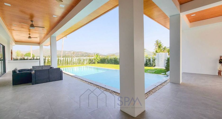 For sale 4 bedrooms villa in Hua Hin, Prachuap Khiri Khan