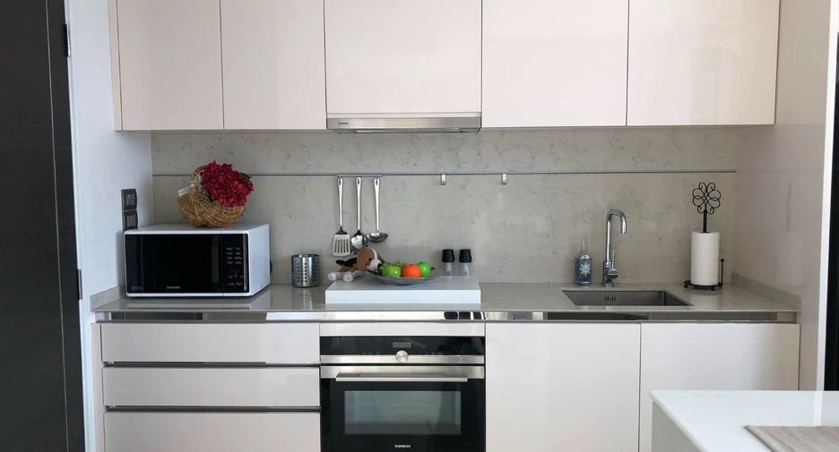 For sale 1 bed condo in Sathon, Bangkok