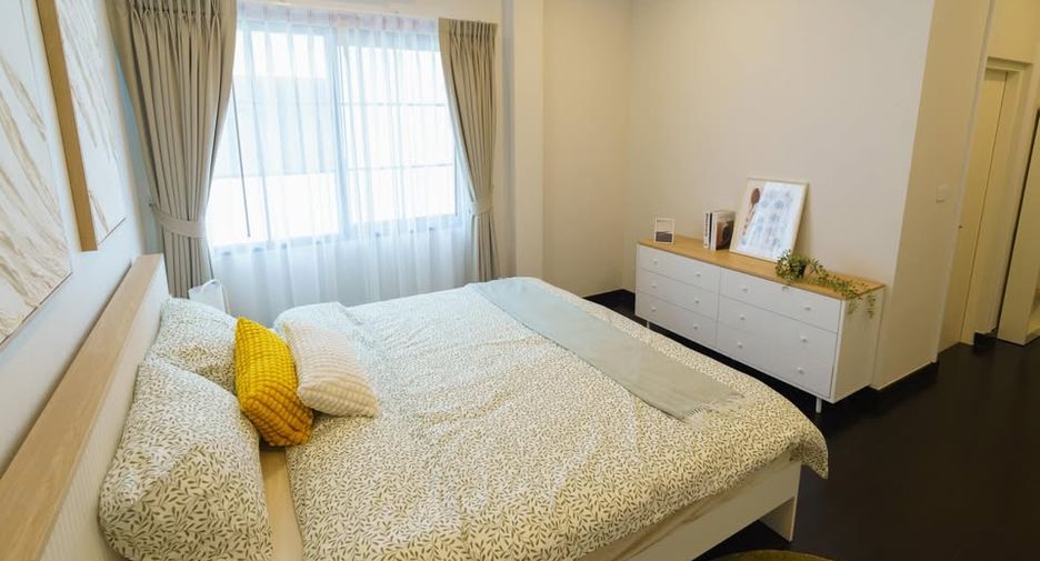 Haus zum Kauf mit 5 Zimmer in Bang Phli, Samut Prakan