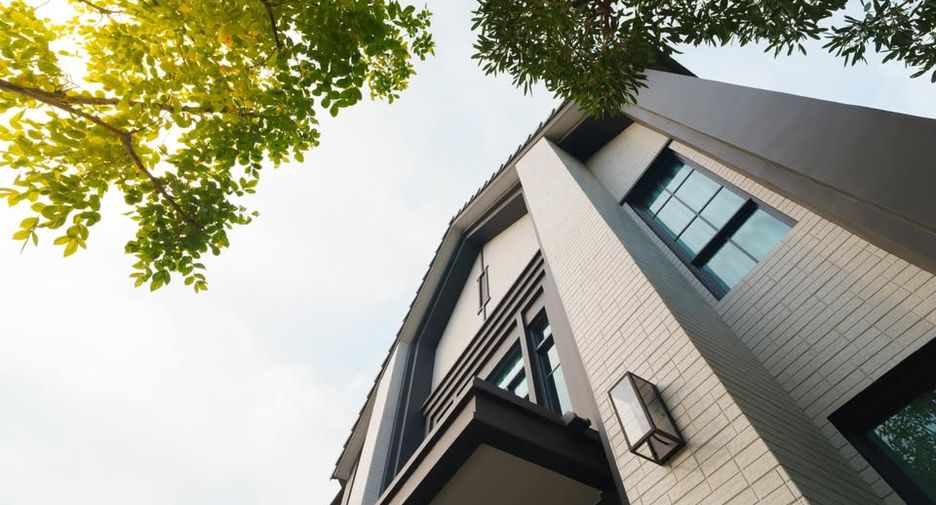 Haus zum Kauf mit 5 Zimmer in Bang Phli, Samut Prakan