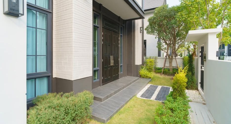 Haus zum Kauf mit 5 Zimmer in Bang Phli, Samut Prakan