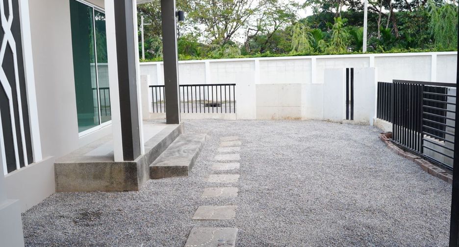 For rent and for sale 3 bedrooms house in San Sai, Chiang Mai
