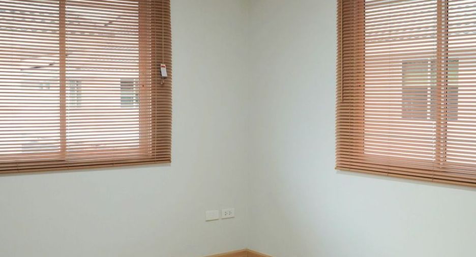 For rent and for sale 3 bedrooms house in San Sai, Chiang Mai