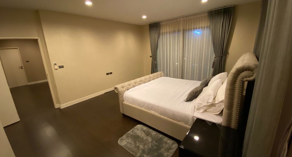 For sale 4 bedrooms house in San Sai, Chiang Mai