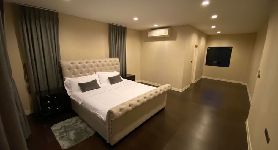 For sale 4 bedrooms house in San Sai, Chiang Mai