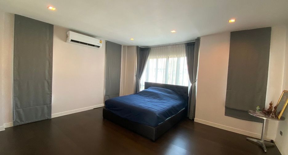 For sale 4 bedrooms house in San Sai, Chiang Mai