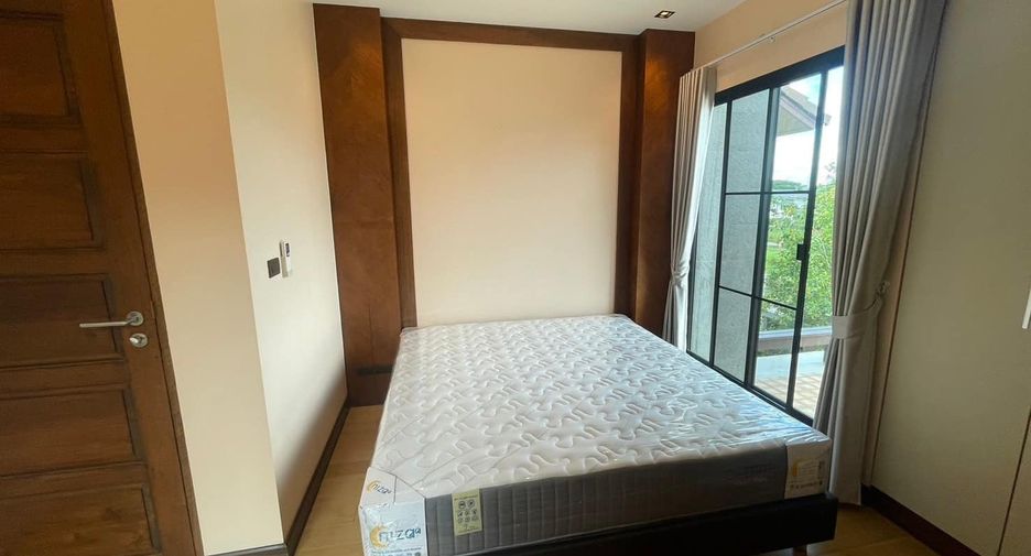 À vendre 4 chambres maison à San Sai, Chiang Mai